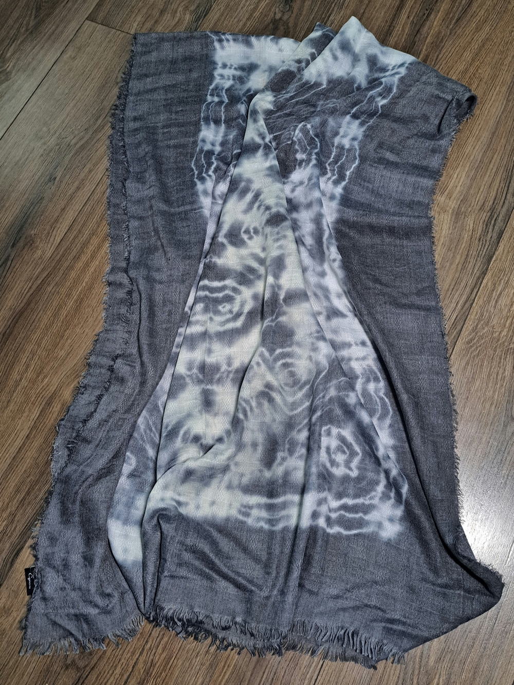 Cejon Gray and White Tie-Dye Fringe Scarf